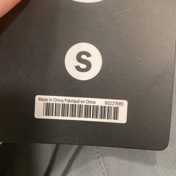 FINAL PRICE💚NWT doTerra Comfort Fit Quick-Dry Shorts gray women’s size small - Picture 11 of 11